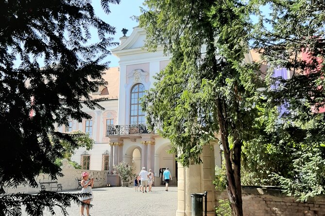 Private Sissi Castle Tour - Transportation Comfort: A Small Detail That Changes the Whole Day