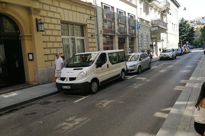 Private Transfer from Budapest city to Budapest Airport - departure - The ride itself: air-conditioned comfort with room for luggage