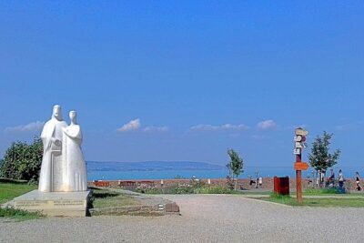 See the Hungarian Sea: Lake Balaton - Balatonfüred: The Nostalgia Train and the Classic Lakeside Streets