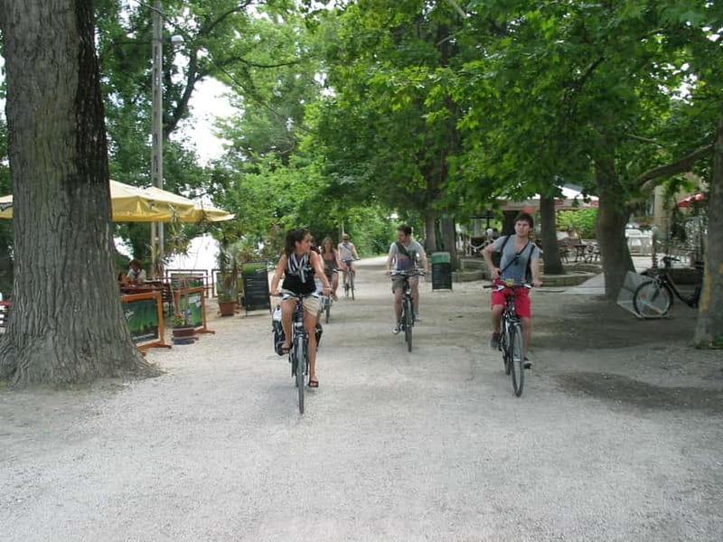 Szentendre Bike & Train Tour by Budapest Bike Breeze - The one-hour Danube boat cruise back to Budapest