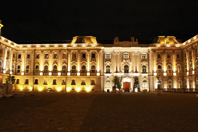 True Crime Walking Tour in the Buda Castle district - What the Actor Guide Does Differently (And Why You’ll Notice)