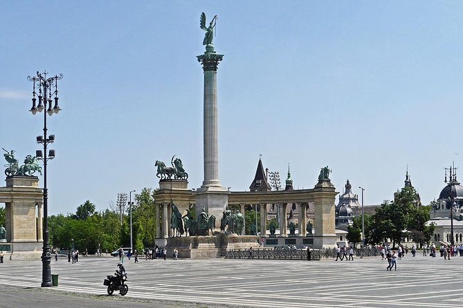 Wonders of Budapest, private tour by car! - Getting Picked Up and Getting to the Right Streets